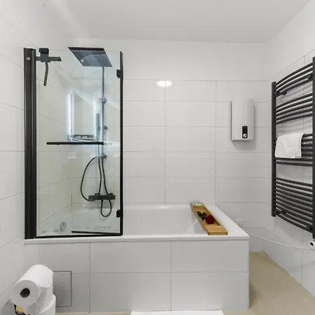 Vinful: Premium-Apartment Mit Balkon Und Parkplatz Mülheim an der Ruhr Exterior foto