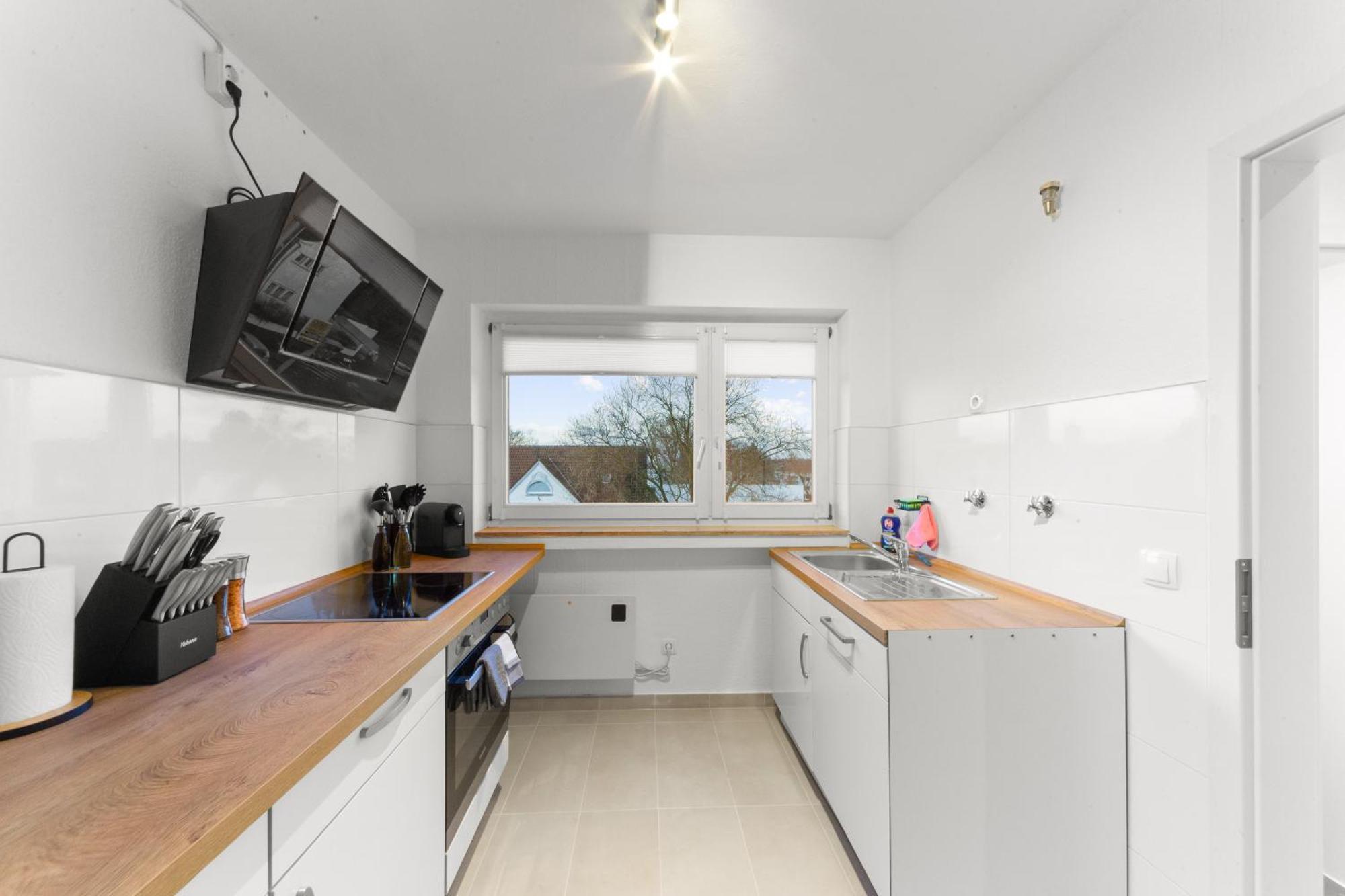 Apartment Vinful: Premium-apartment Mit Balkon Und Parkplatz